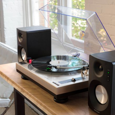 програвач для вінілових платівок фото