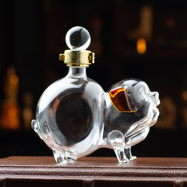 Декантер год свиньи фото