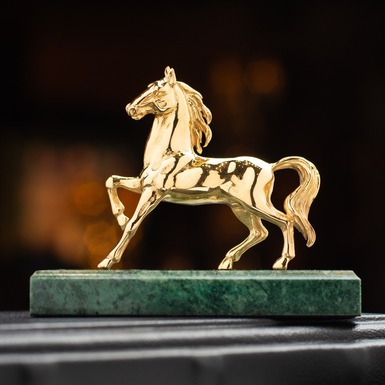 латунная статуэтка фото