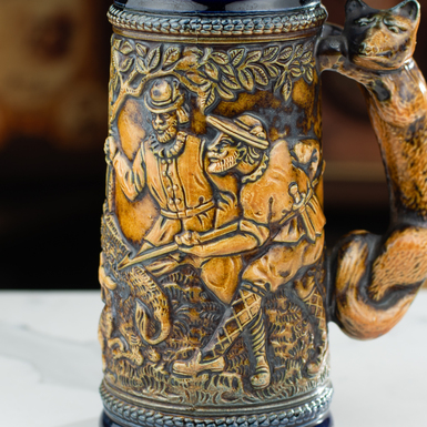 Фарфоровый пивной бокал фото