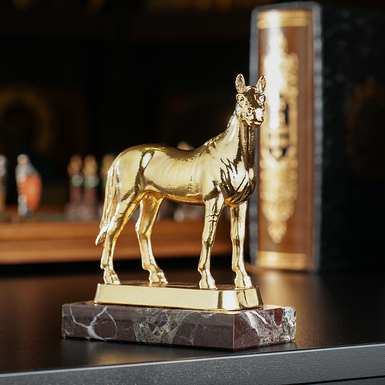 Статуэтка фото