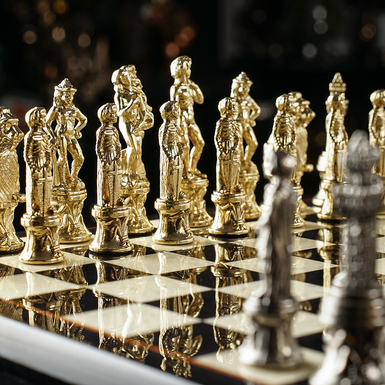 chess pieces photo