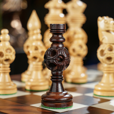Thematic chess photo