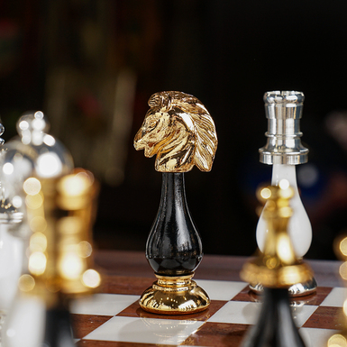 Шахматный набор в интерьере фото