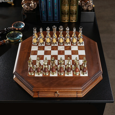 chess pieces photo 1