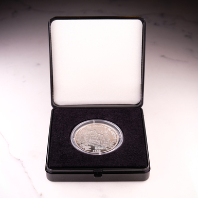 Купить серебряную монету фото 1