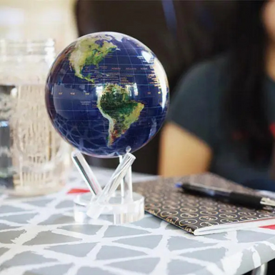 глобус на подарунок фото