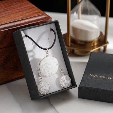 accessory photo