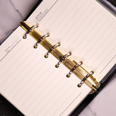 блокнот в развороте фото 1