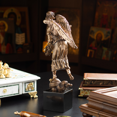 photo of a figurine as a gift