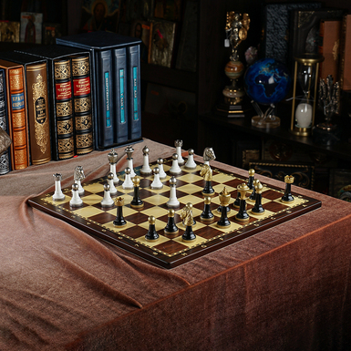 chess pieces photo 1