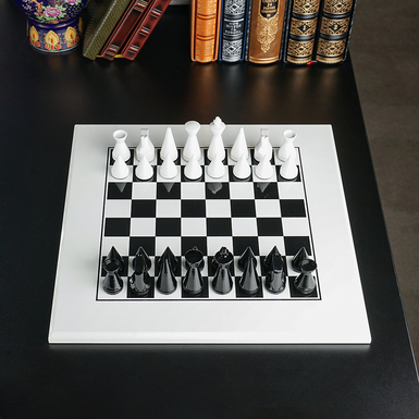 chess pieces photo 1