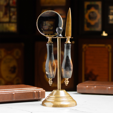 Подарочный комплект из лупы и ножа "Винтаж" для писем на подставке от Ross London фото