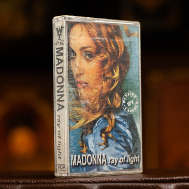 Колекційна вінтажна аудіокасета Madonna - Ray of light фото
