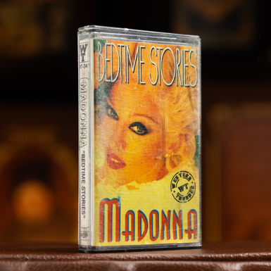 Колекційна вінтажна аудіокасета Madonna - Bedtime stories фото