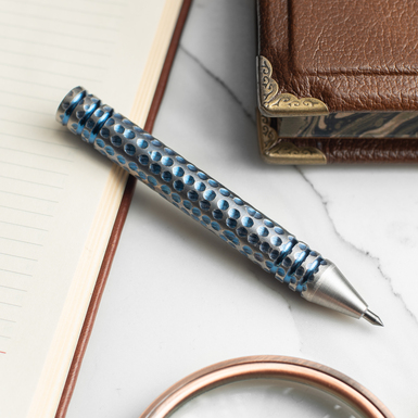 a pen photo