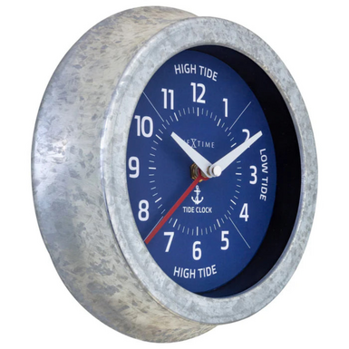 Metal watch photo