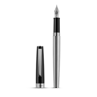 photo of a pen with a lid