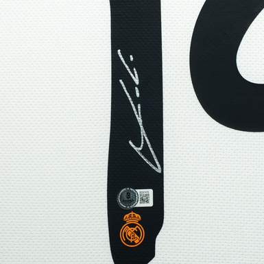 Автограф футболіста фото