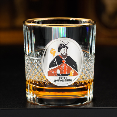 стаканы для виски в магазине подарков фото