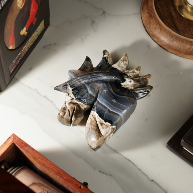 Конь из агата фото