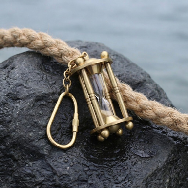 Брелок "Песочные часы" из латуни от Ross London