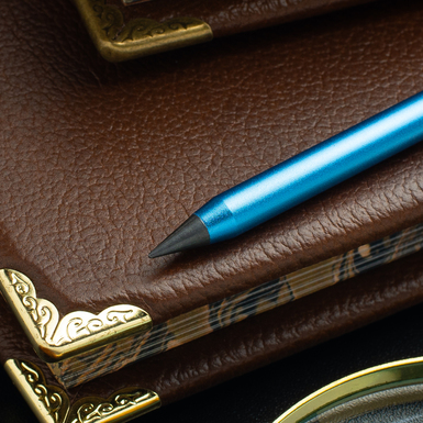 карандаш из металла фото