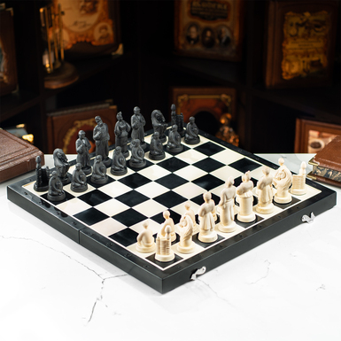 шахи фігури на дошці 