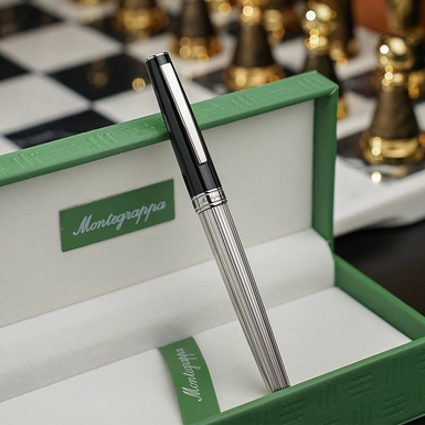 wow video "Luminosa" fountain pen by Montegrappa