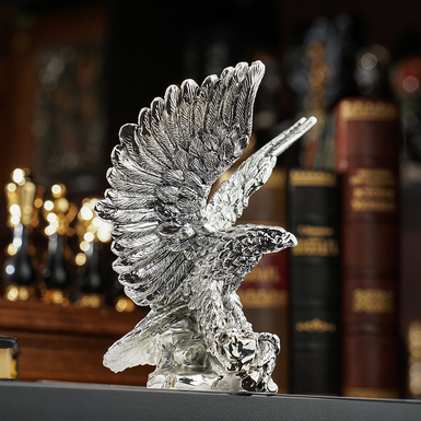 statuette "Eagle" by ArtBe photo