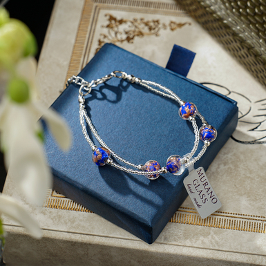 Women's bracelet photo