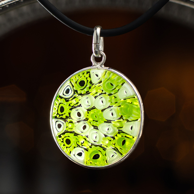 Pendant photo