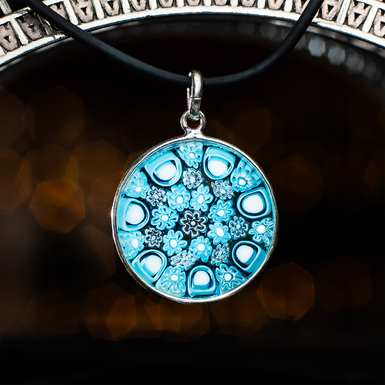 Pendant photo