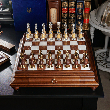 chess pieces photo 1