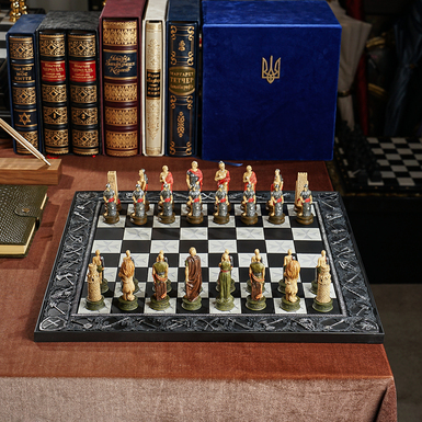 chess pieces photo 1