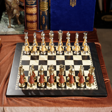 chess pieces photo 1
