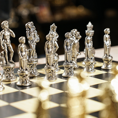 chess pieces photo