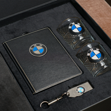 Подарунковий бокс "BMW" фото
