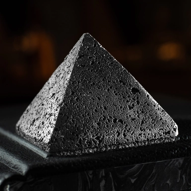 wow video Пирамида из вулканической лавы Mercury от Stone Art Designe (297 г)