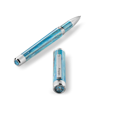 a pen photo