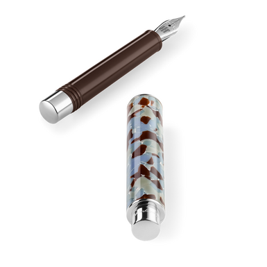 photo of a pen with a lid