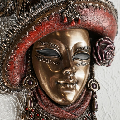 wow video Venetian mask figurine "Red Hat" handmade by ITALFAMA