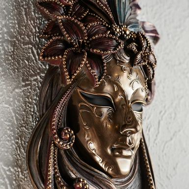 wow video Venetian mask figurine "Lily" handmade by ITALFAMA