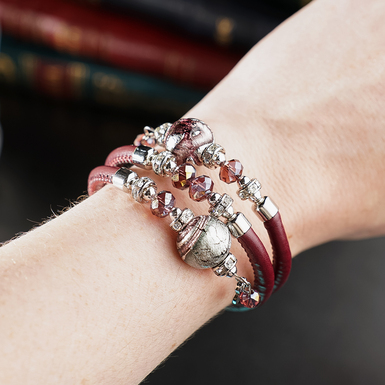 Women's bracelet photo
