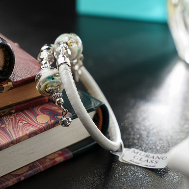 Murano glass bracelet photo