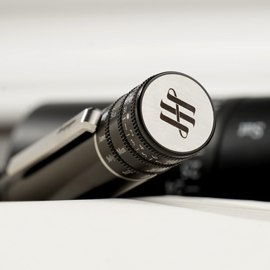 Ексклюзивна ручка-перо з вічним календарем від бренду Montegrappa фото 1