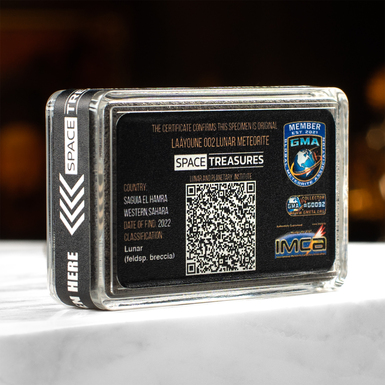 Meteorite with certificate (photo)