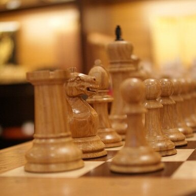 шахматный стол от Кадун