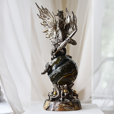 Бронзовая статуэтка «Дракон охранник» от Андрея Озюменко 