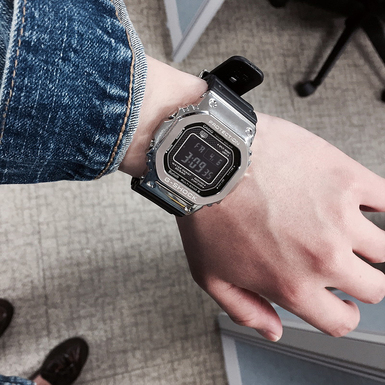 Men's watches CASIO G-SHOCK buy in Ukraine in the online store as a gift